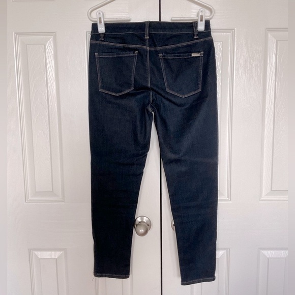 Host Pick!  White House Black Market Jegging Crop Jeans Size 6 Dark Wash - Picture 8 of 11